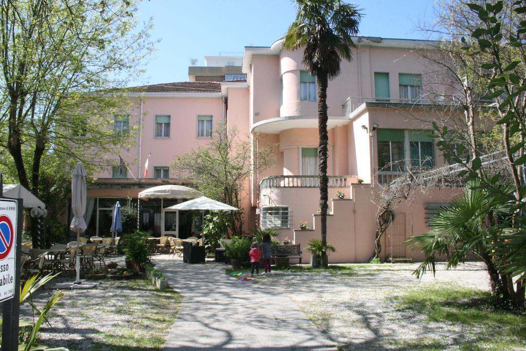 Hotel Roxy Floridiana Rimini Dış mekan fotoğraf