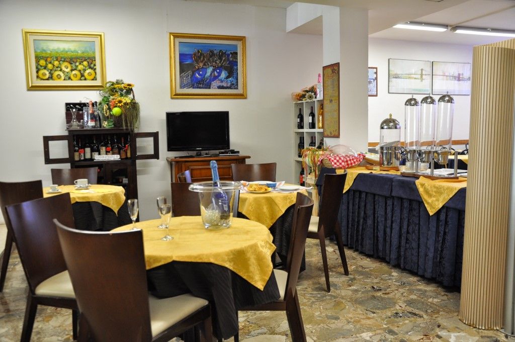 Hotel Roxy Floridiana Rimini Dış mekan fotoğraf